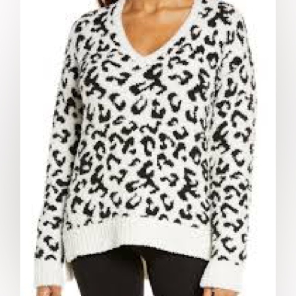 UGG Women's Cream and Black Leopard V-Neck Fuzzy Sweater